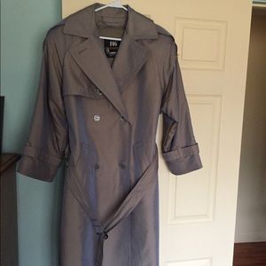 London Fog Trench Coat Tan w/ Purplish Iridescent